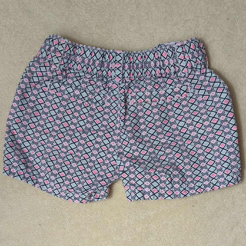 Geometric Patterned Shorts - Picture 2 of 3